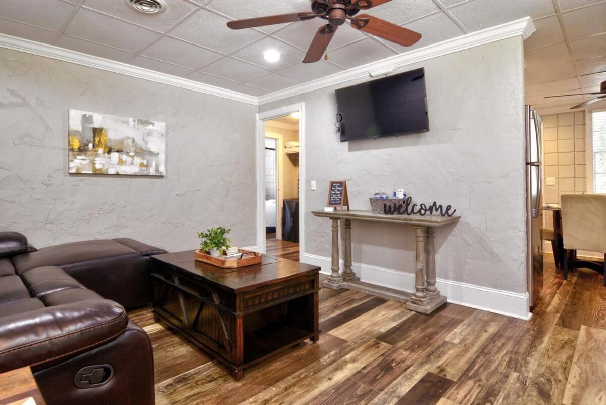 Comfortable Cottage On The Blue Mile - Close To Gsu! Statesboro Dış mekan fotoğraf